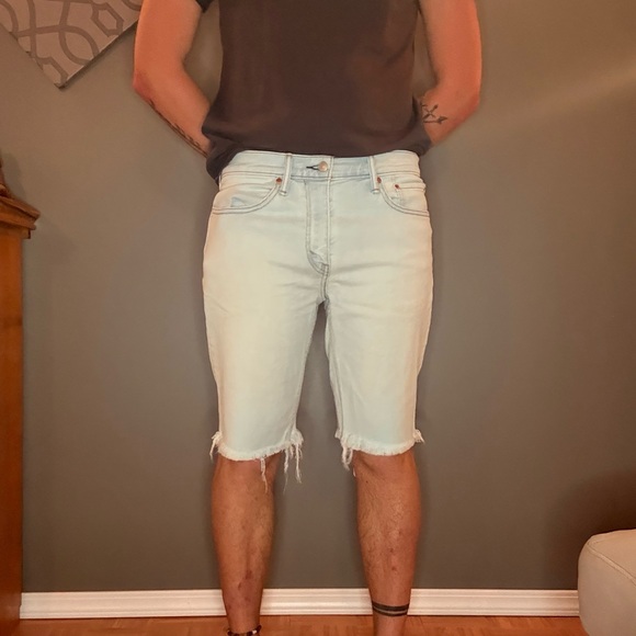 Levi's Other - Levi’s 5’11 Light Blue Distressed Denim Shorts